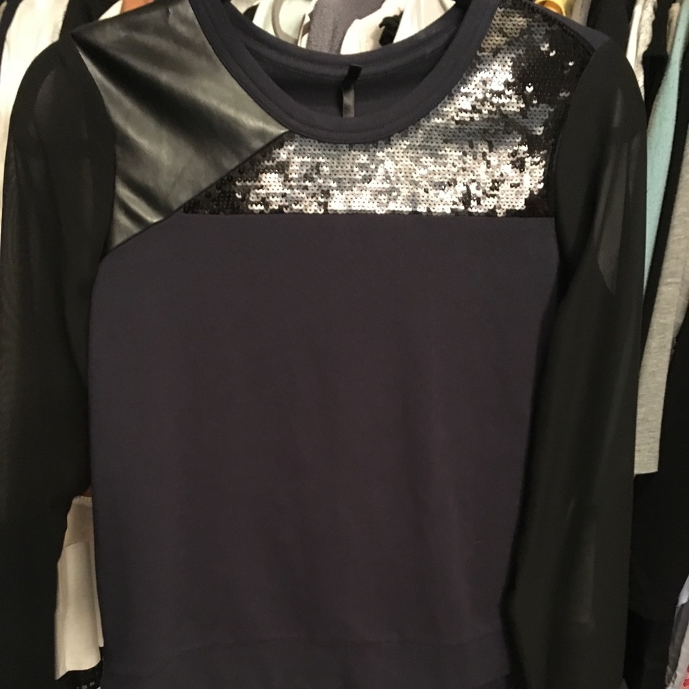 Karen Millen black mixed media top size 6